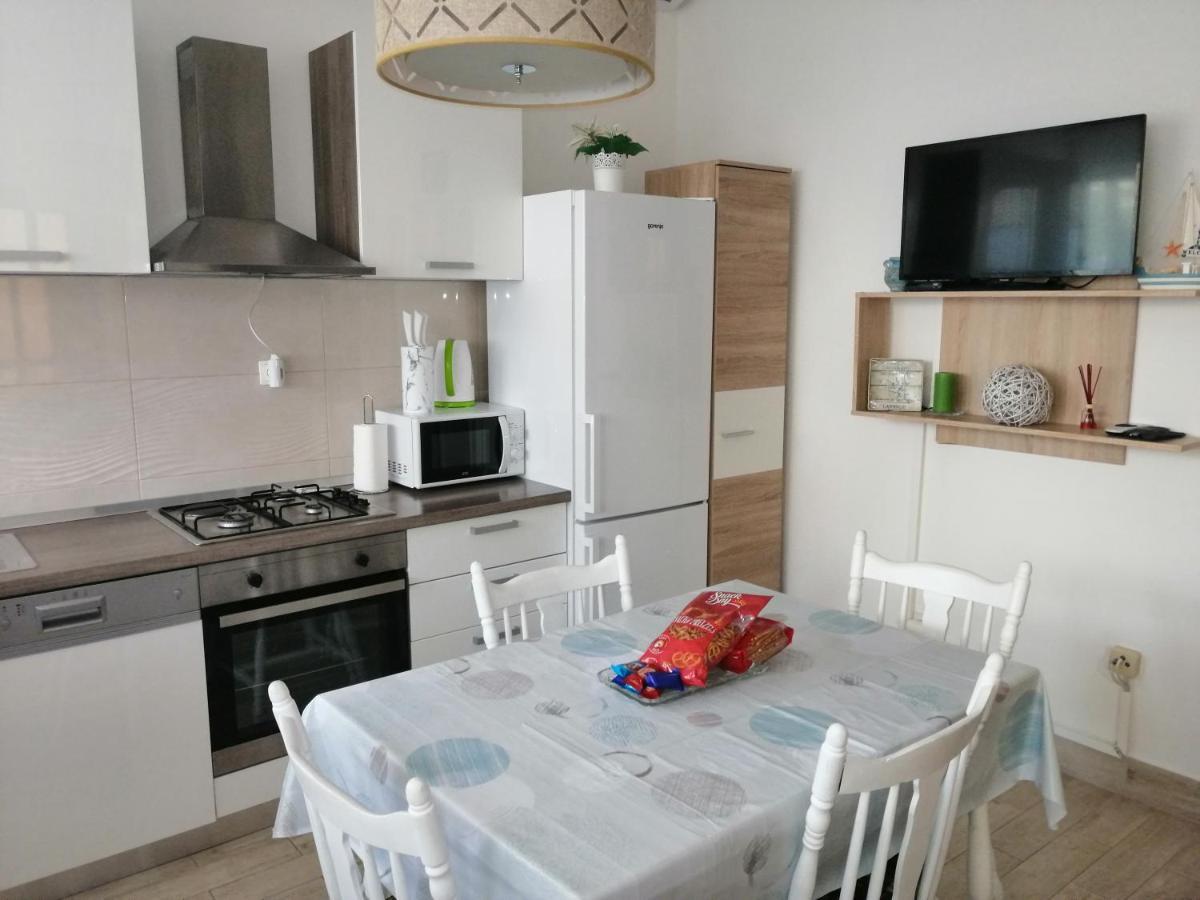 Apartman Mira Zaboric Eksteriør bilde