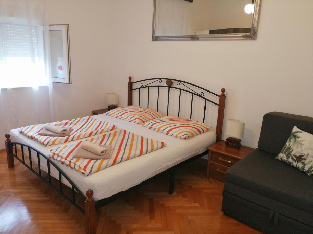 Apartman Mira Zaboric Eksteriør bilde